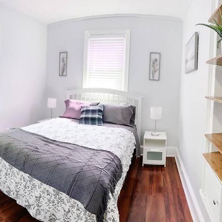 Historic Peaceful Apartment 뉴헤이번 외부 사진