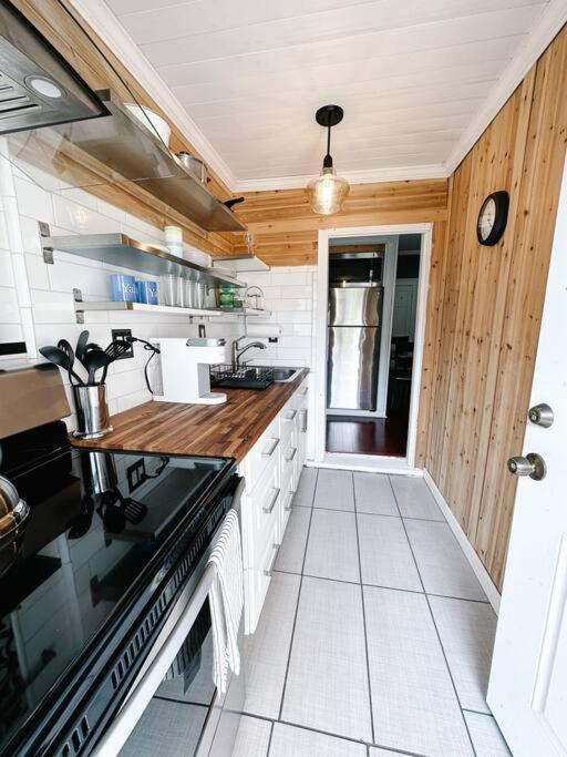 Historic Peaceful Apartment 뉴헤이번 외부 사진
