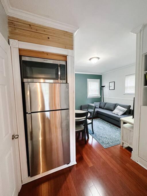 Historic Peaceful Apartment 뉴헤이번 외부 사진